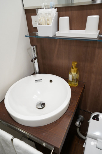 木のぬくもりを感じる、快適な水回り3702977