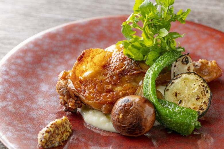 旅を彩る
充実のレストラン / 4