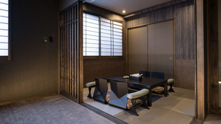 スーペリア　4人部屋　金閣