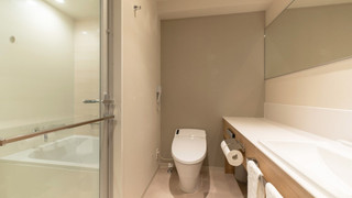 スタンダード ルーム クイーンベッド 1 台 禁煙