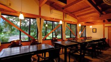 朝食スペース / 4