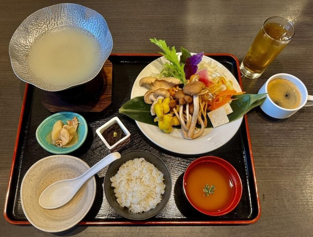 朝食