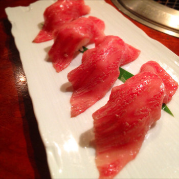 「よろにく」料理 762875 特上にぎり