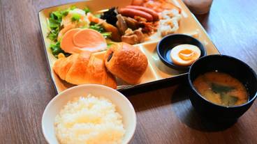 朝食ビュッフェ / 3