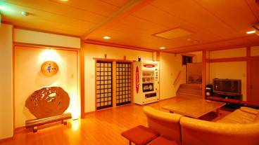 ロビーラウンジ / 5