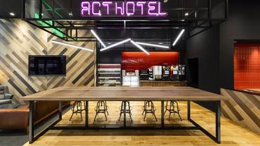 フード コート / 2