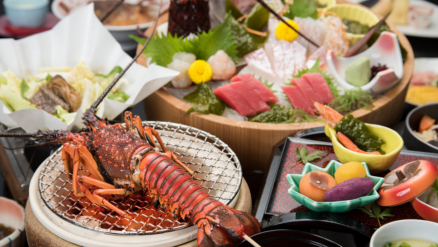 伊勢志摩グルメを満喫、ここならではの料理を味わって3752206