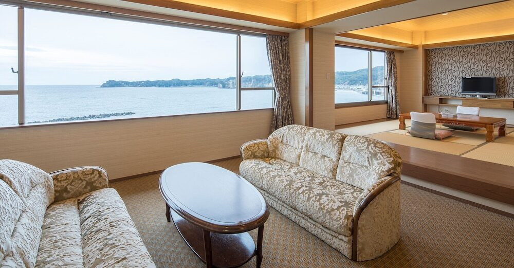 16.三日月シーパークホテル勝浦3578663