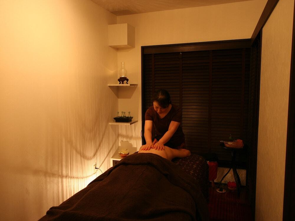 ナチュラルスパ花折 施術イメージ