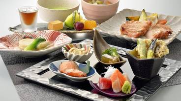 食事・飲み物 / 1