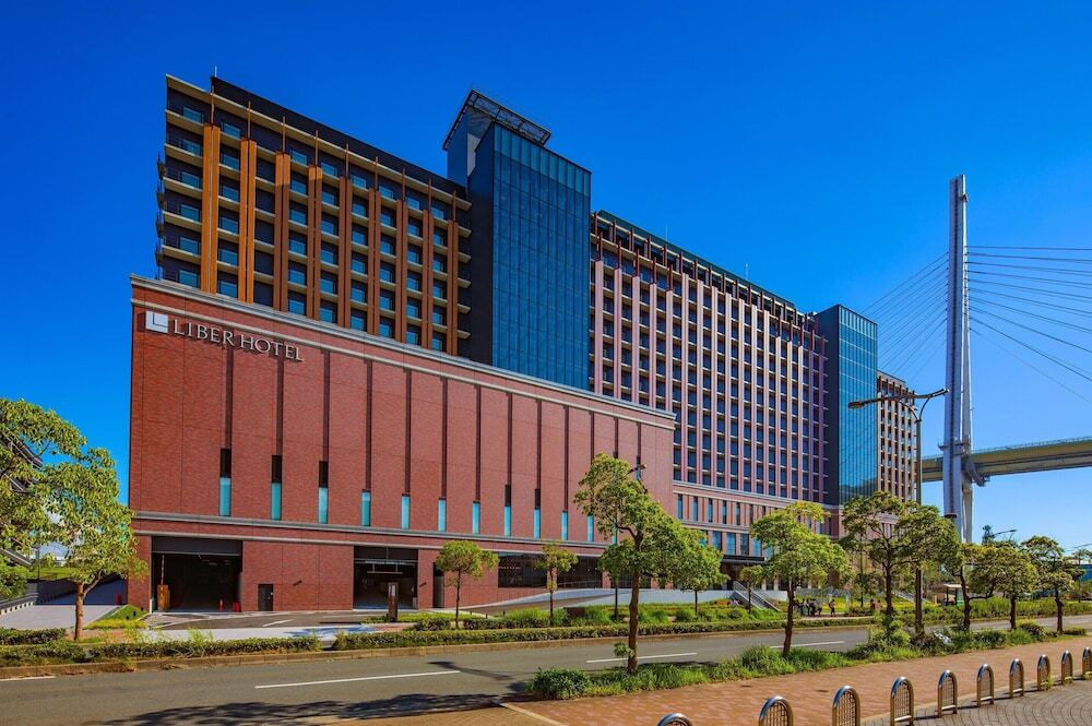 ホテル外観　昼