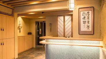 フロント / 5