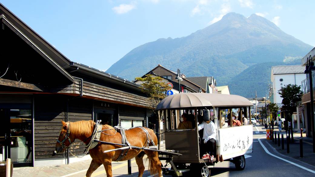 由布院駅前 辻馬車 / 1