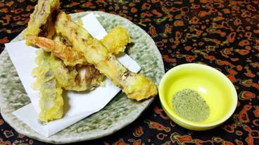 食事・飲み物 / 33