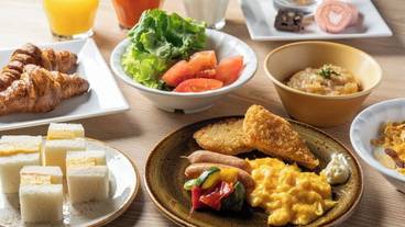 朝食ビュッフェ / 3