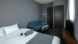 デラックス ダブルルーム クイーンベッド 1 台