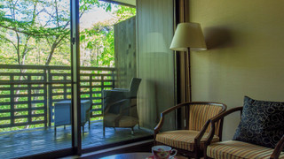 [テラス付] デラックスツイン (禁煙)