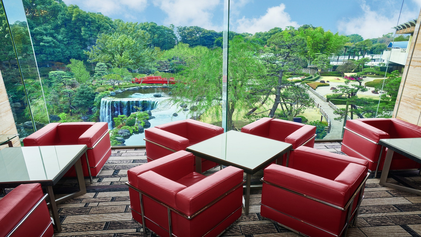 「ピエール・エルメ・パリ」の焼き立てパンが食べ放題で楽しめます◎4274273