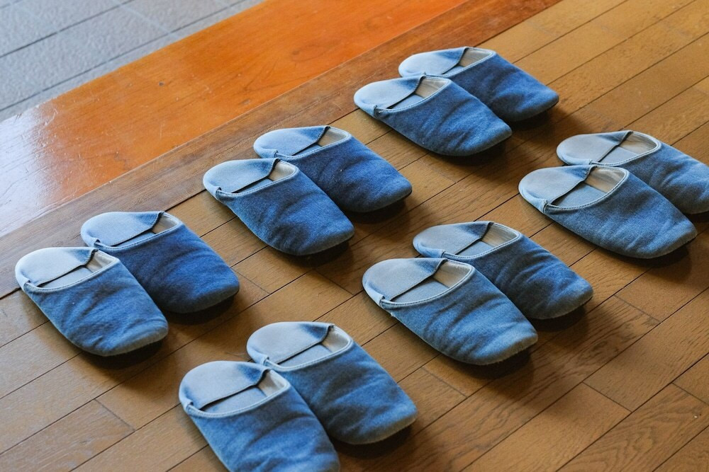 オーシャンビューとデニム。一風変わった和室で非日常体験を4262860