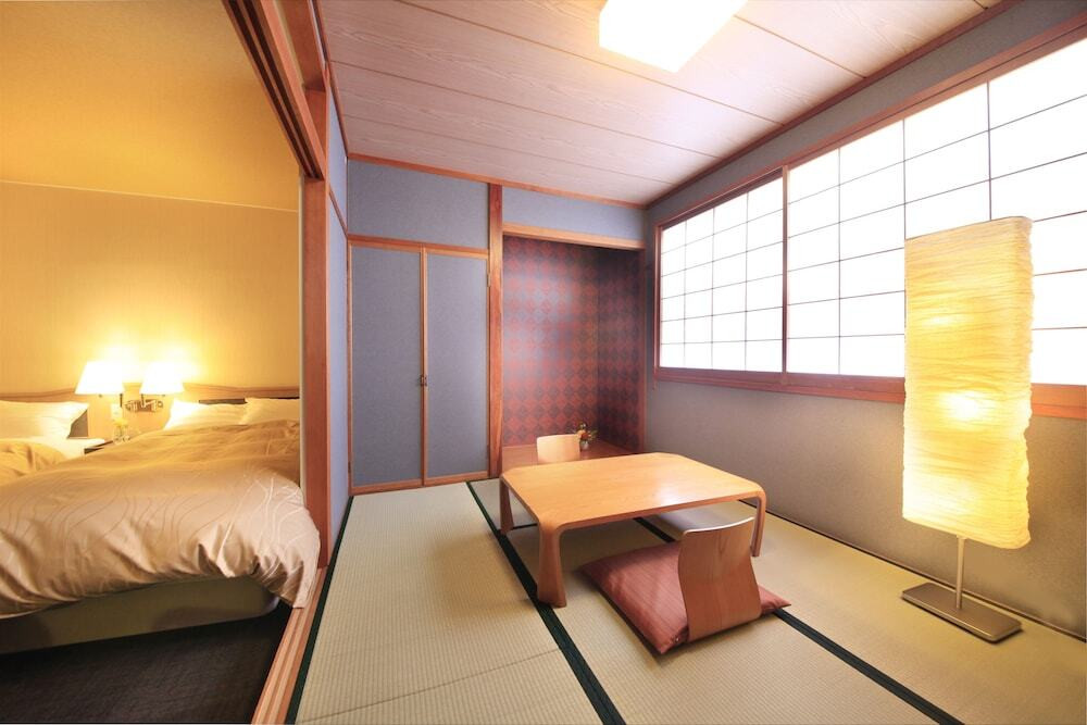 ゆとりろ軽井沢ホテル（ユトリロカルイザワホテル） / 2