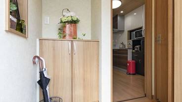 内部エントランス / 2