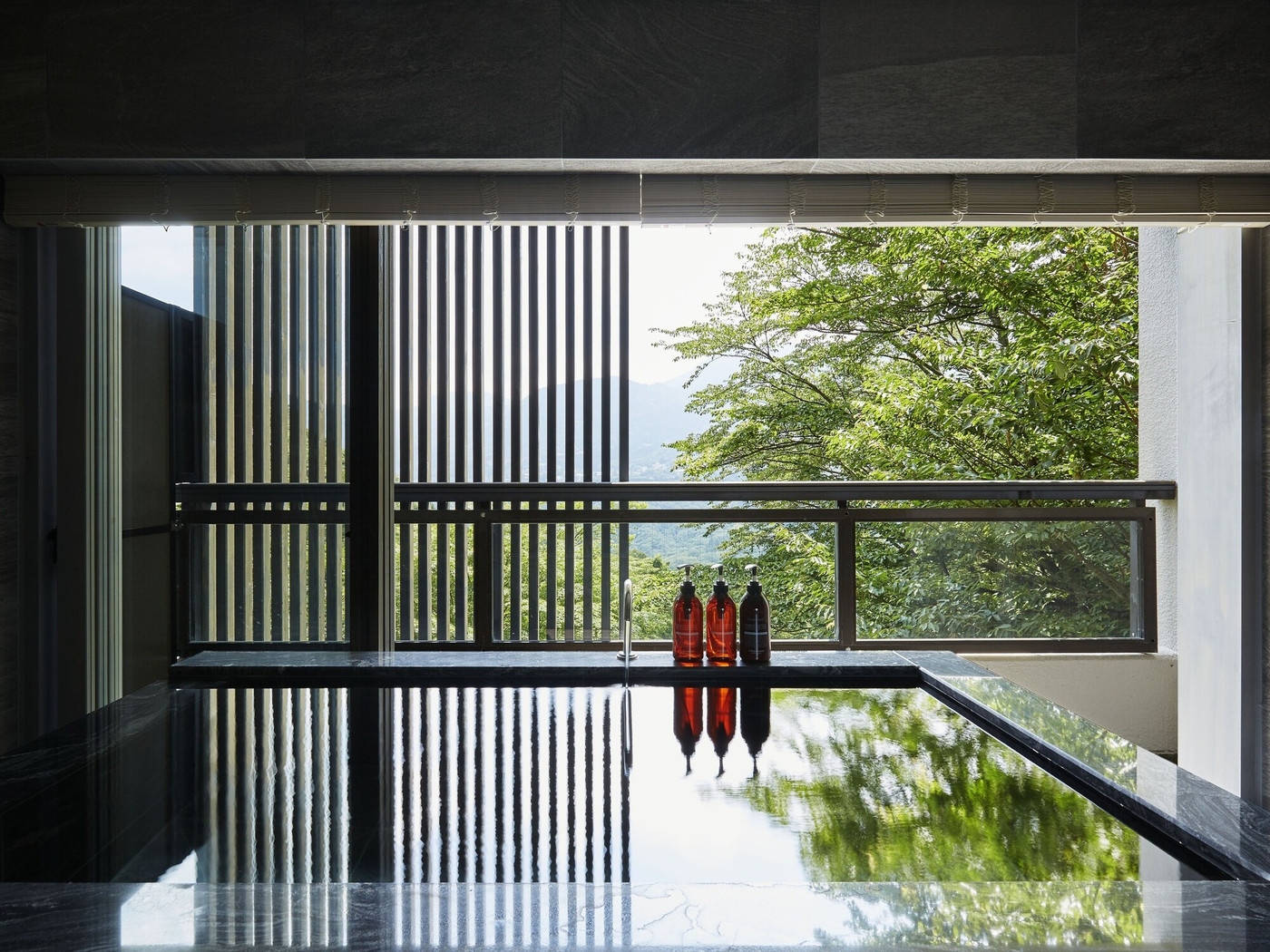 二人一緒にスパでリフレッシュ!4279640