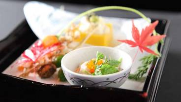 食事・飲み物 / 8