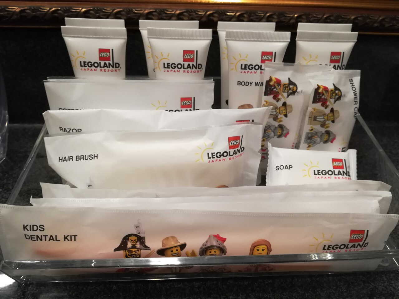 「レゴランド」で遊んだ後もホテルのプレイルームやプールでまだまだ遊べる♪4057234