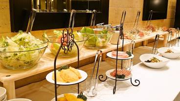 朝食ビュッフェ / 28