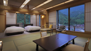 [源泉かけ流し客室檜風呂付]和洋室 禁煙