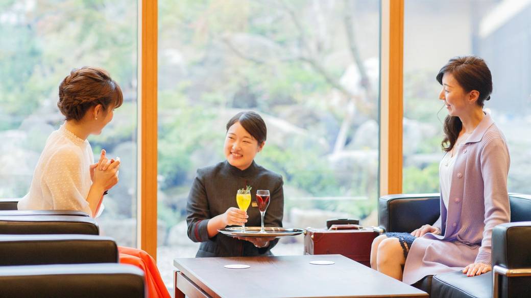 ラウンジでの過ごし方イメージ / 4