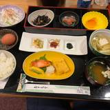 食事処 鷹勝(ショクジドコロタカショウ)