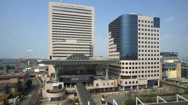 施設の入り口 / 14