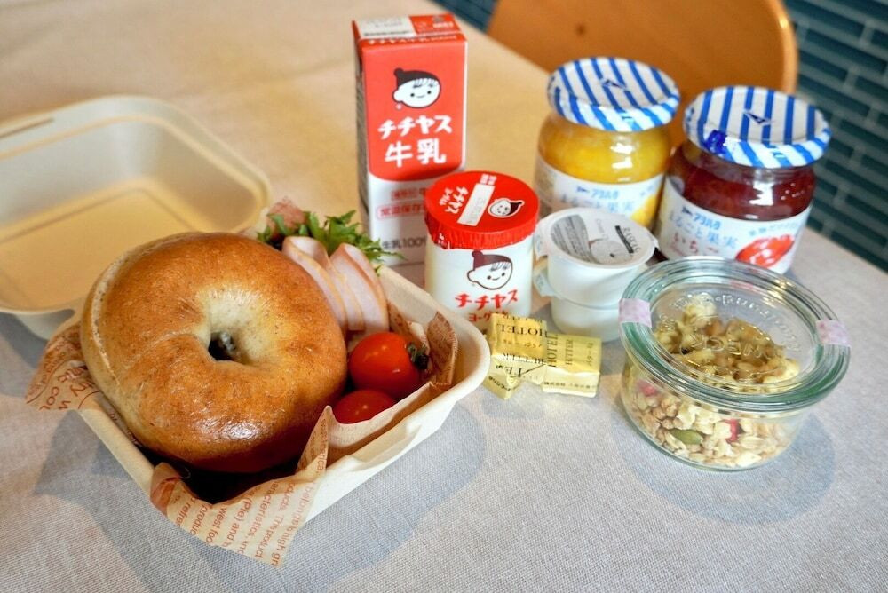 朝食