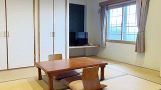 和室8畳（階段利用）