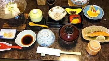 食事・飲み物 / 1