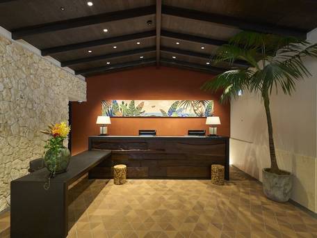 ホテルリソルトリニティ那覇 / 1