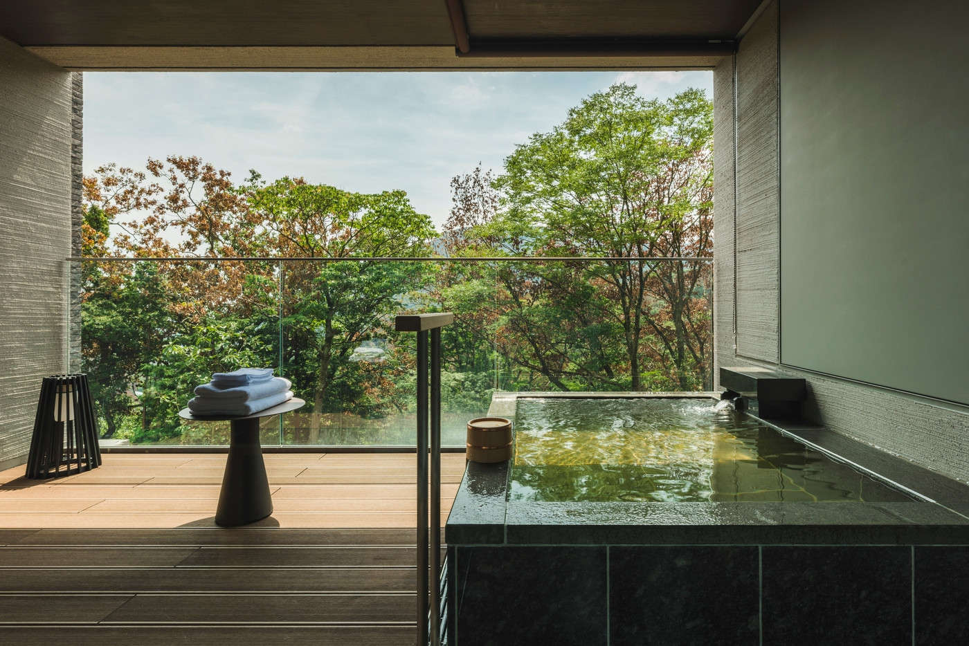 箱根のオーベルジュで、大人な記念日を堪能しよう3576786