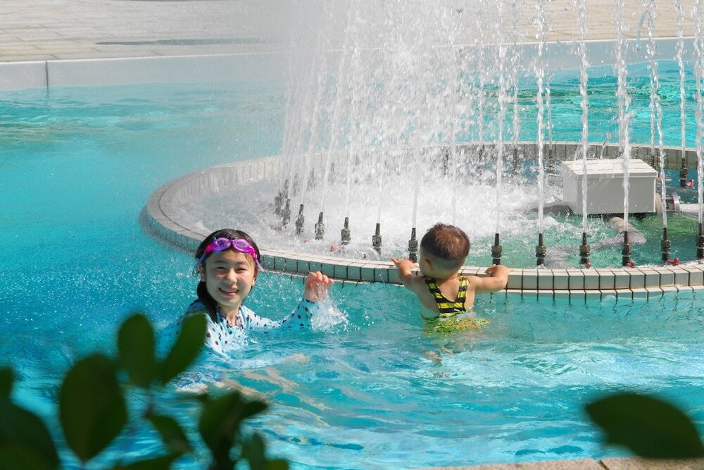 夏季限定のガーデンプール③