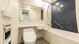 モデレートダブルルーム（クイーンベッド1台）2名利用  禁煙