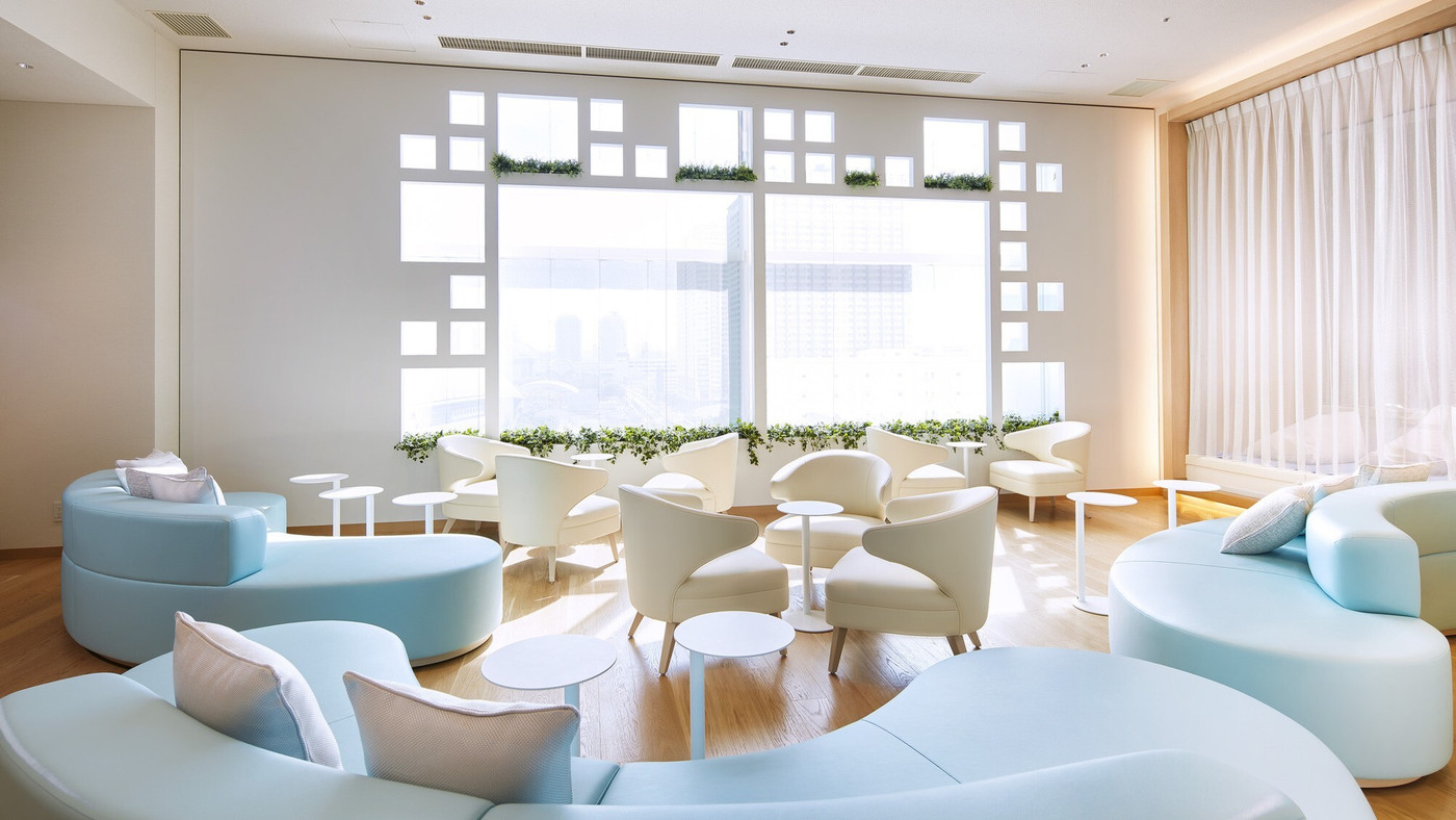 パン好きにはたまらない焼き立てパン食べ放題の朝食3995966