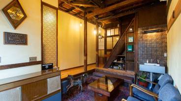 内部エントランス / 2