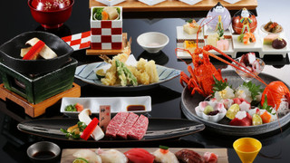 中央館 5-8F 和室 禁煙 神戸牛付き特別会席(お部屋食)