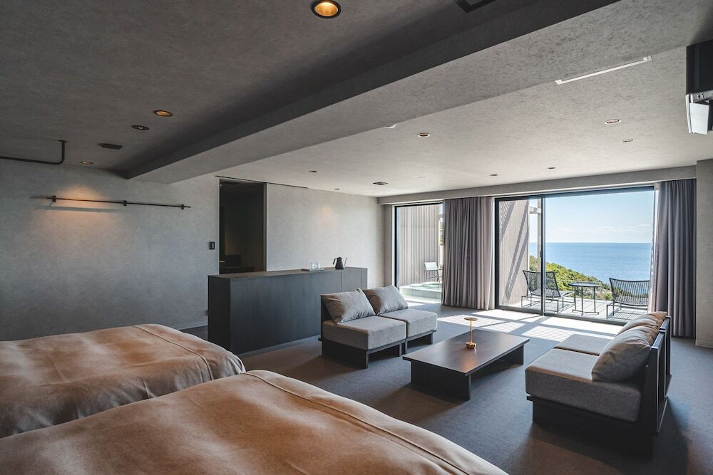 自然の力強さを感じる旅へ。空と海を一望できるホテルで時の流れに身をゆだねる3964778