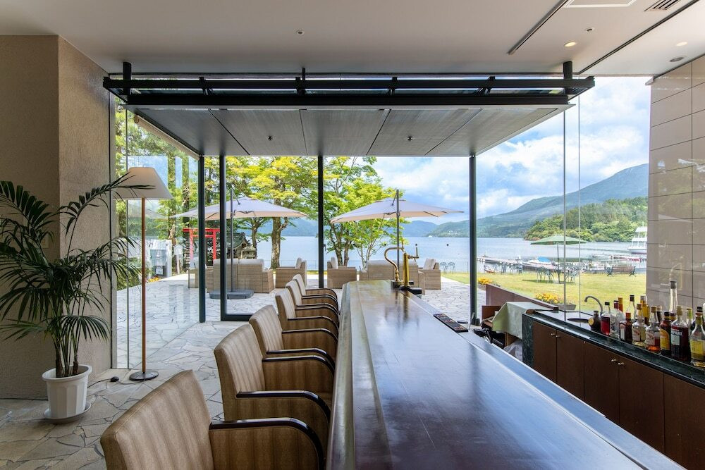 レイクビューラウンジ イル ラーゴ②