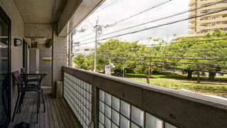 エグゼクティブ ルーム クイーンベッド 1 台 バルコニー