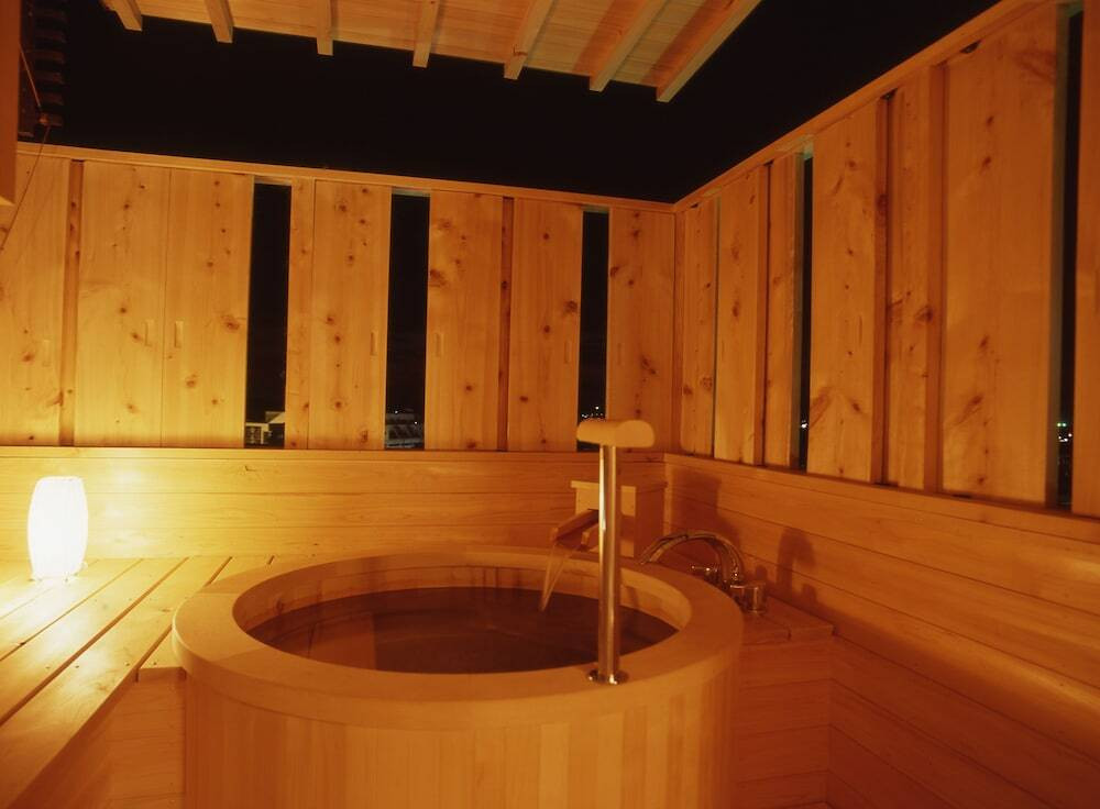 楓の棟Aタイプスイート和洋室②