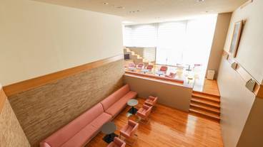 ロビーラウンジ / 20