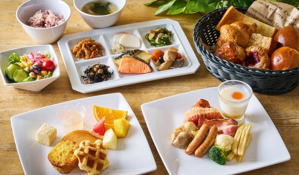 朝食？それとものんびり？
優雅で自由な朝を満喫 / 1