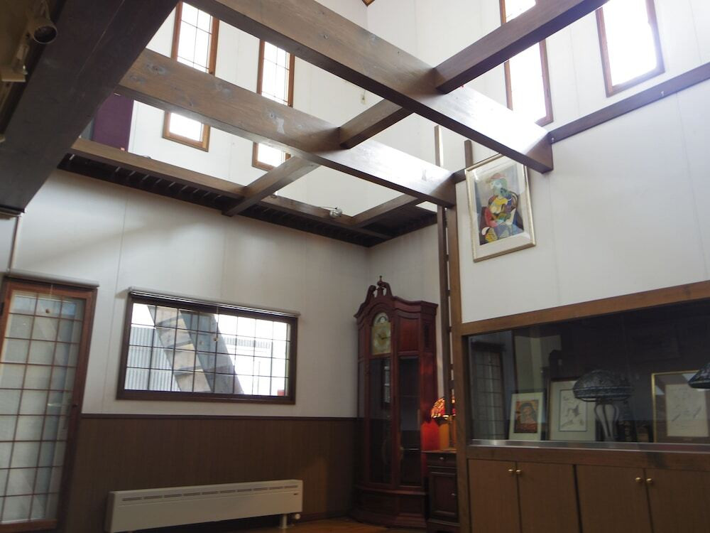 ロビーラウンジ